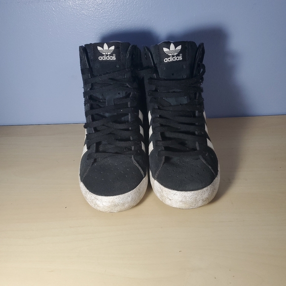 Adidas Profi Hide Heal Sneaker  Woman Size 6 - Picture 2 of 5